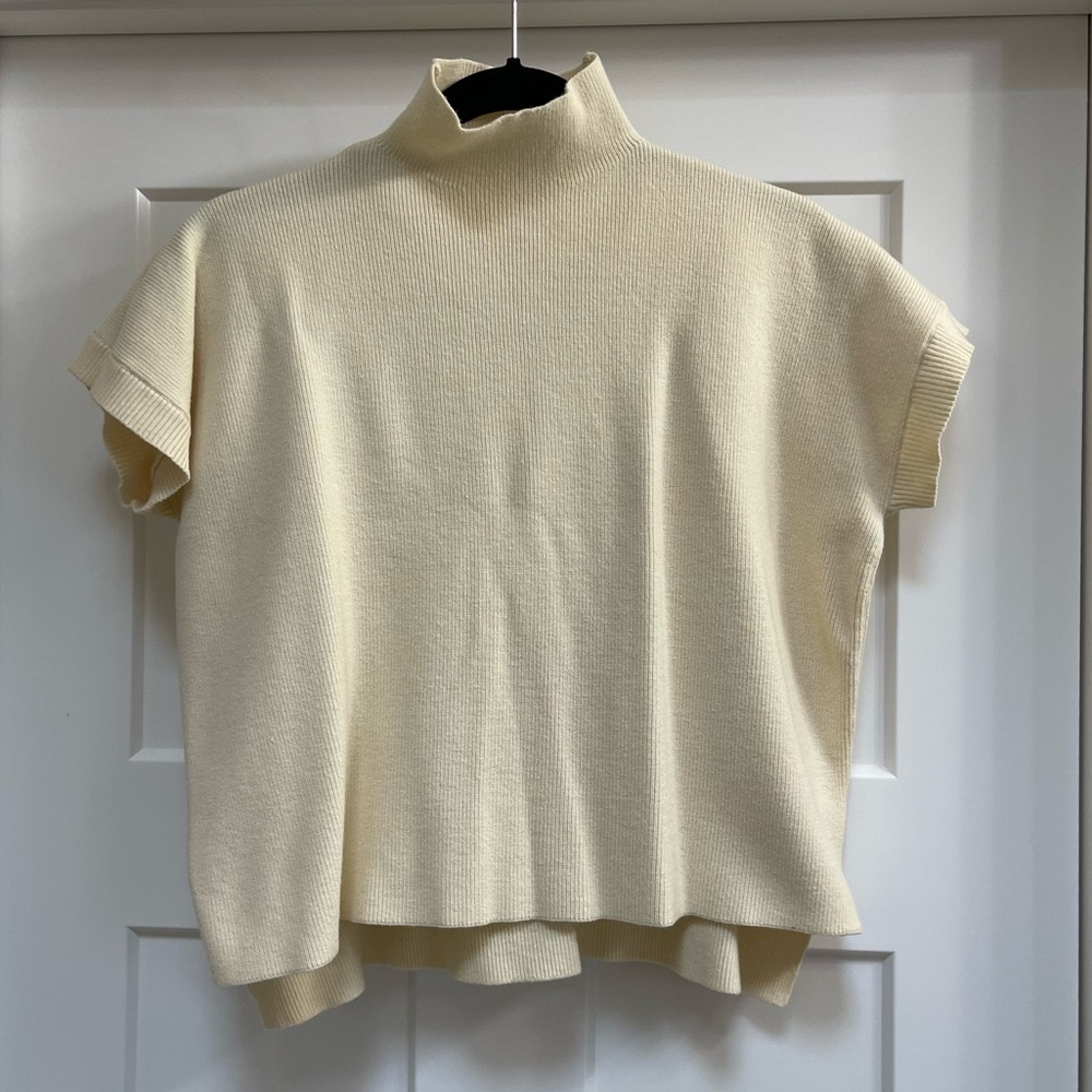 EUC Lucca Sweater, cropped, high-low hem, mock neck, dolman short sleeved, S